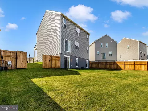 Exterior - 2020 Fauna Dr, Frederick, MD 21702 photo 8 of 9