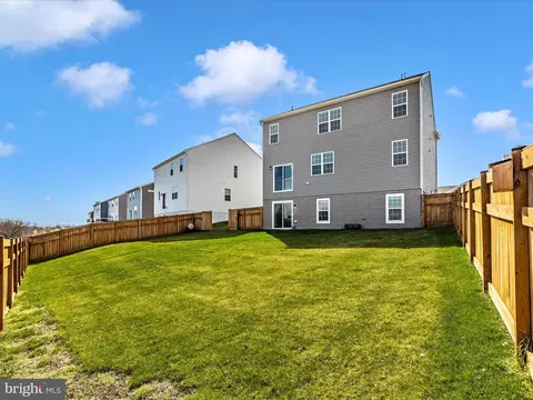 Exterior - 2020 Fauna Dr, Frederick, MD 21702 photo 7 of 9