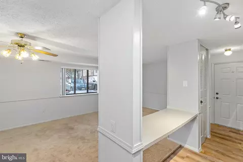 501 D Heather Ridge Dr #8D, Frederick, MD 21702 photo 9