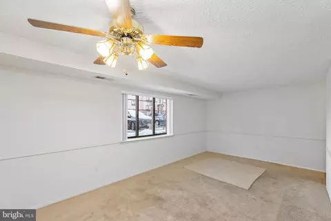 501 D Heather Ridge Dr #8D, Frederick, MD 21702 photo 7