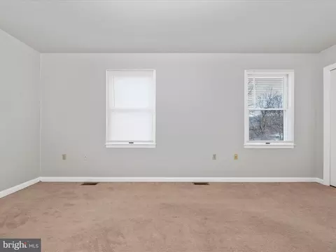 129 E Hammaker St, Thurmont, MD 21788 photo 26