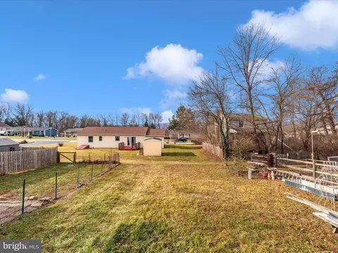 129 E Hammaker St, Thurmont, MD 21788 photo 52