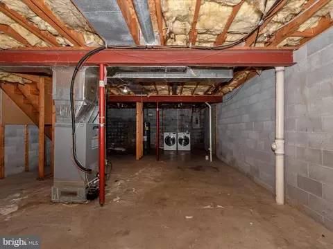 129 E Hammaker St, Thurmont, MD 21788 photo 40