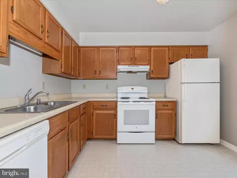 129 E Hammaker St, Thurmont, MD 21788 photo 16