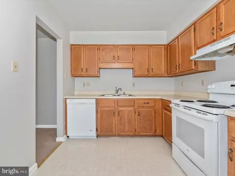 129 E Hammaker St, Thurmont, MD 21788 photo 18
