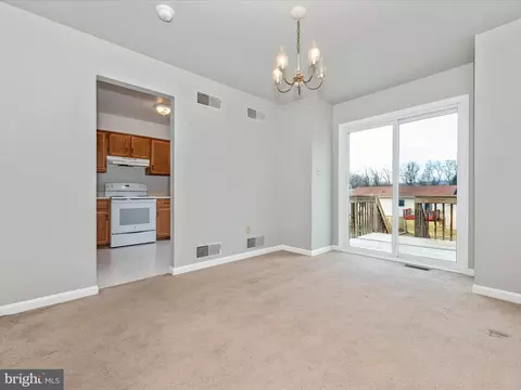 129 E Hammaker St, Thurmont, MD 21788 photo 13