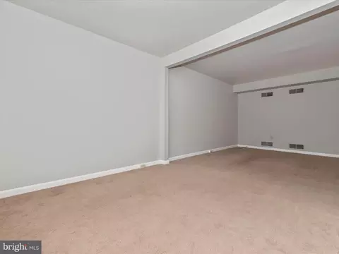 129 E Hammaker St, Thurmont, MD 21788 photo 7