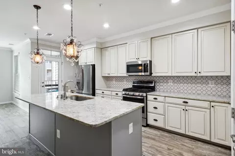 5928 Leben Dr, Frederick, MD 21703 photo 6