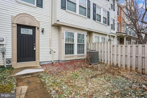 559 Boysenberry Ln, Frederick, MD 21703 photo 12