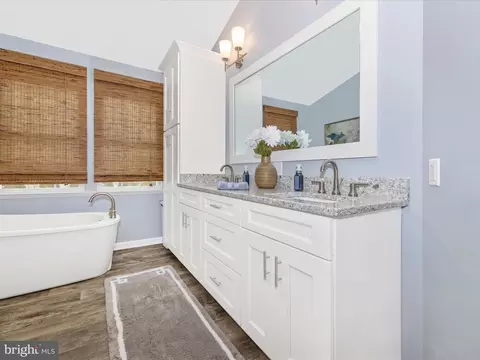 7010 Allington Manor Cir E, Frederick, MD 21703 photo 36