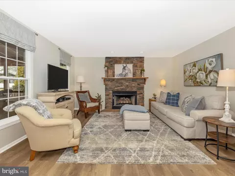 7010 Allington Manor Cir E, Frederick, MD 21703 photo 18