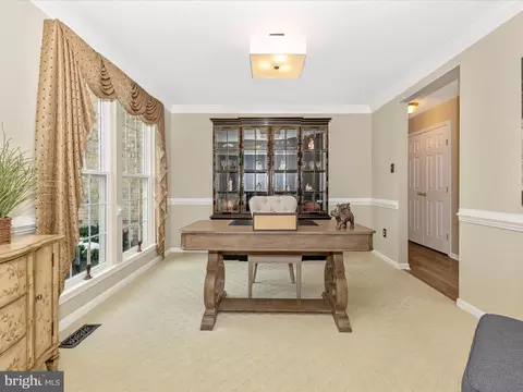 7010 Allington Manor Cir E, Frederick, MD 21703 photo 8