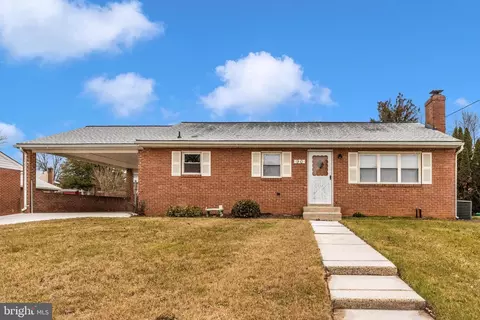 90 Sherwood Dr, Walkersville, MD 21793