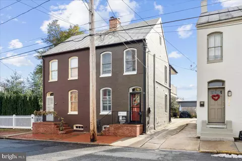 270 W 5th St, Frederick, MD 21701
