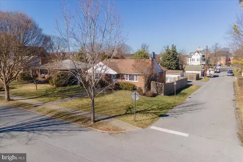 Exterior - 17 Mount Olivet Blvd, Frederick, MD 21701 photo 2 of 17