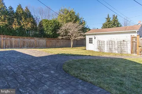 Exterior - 17 Mount Olivet Blvd, Frederick, MD 21701 photo 9 of 17