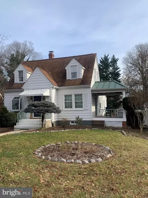 Exterior - 626 Lee Pl, Frederick, MD 21702 photo 2 of 5