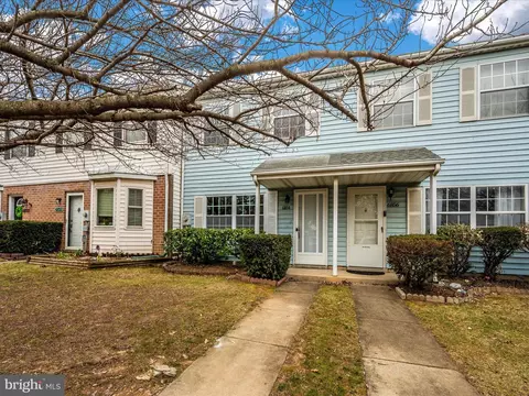 Exterior - 6854 Carnation Cir, Frederick, MD 21703 photo 8 of 9