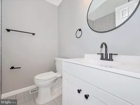 Bath - 6854 Carnation Cir, Frederick, MD 21703 photo 2 of 3