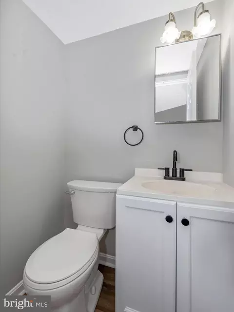 Bath - 6854 Carnation Cir, Frederick, MD 21703 photo 1 of 3