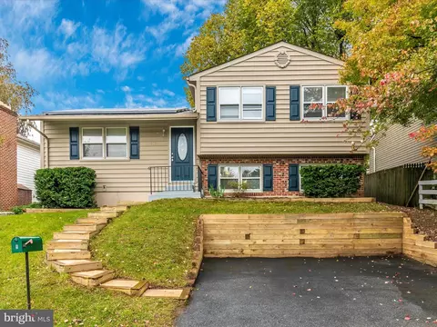 1311 Peachtree Ct, Frederick, MD 21703