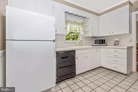Kitchen - 6028 Linganore Rd, Frederick, MD 21701 photo 1 of 5