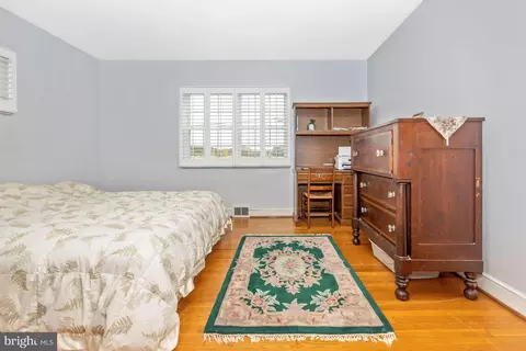 Bedroom - 6028 Linganore Rd, Frederick, MD 21701 photo 1 of 7
