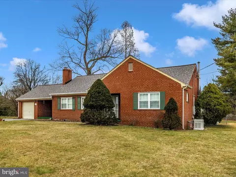 Exterior - 6028 Linganore Rd, Frederick, MD 21701 photo 3 of 16