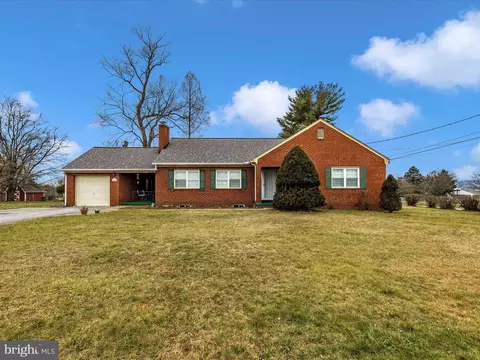 Exterior - 6028 Linganore Rd, Frederick, MD 21701 photo 6 of 16