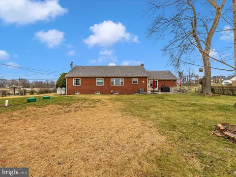 Exterior - 6028 Linganore Rd, Frederick, MD 21701 photo 14 of 16