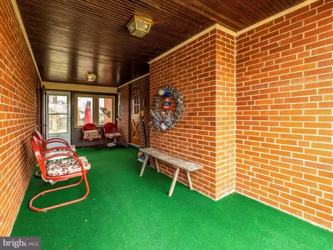 Exterior - 6028 Linganore Rd, Frederick, MD 21701 photo 10 of 16