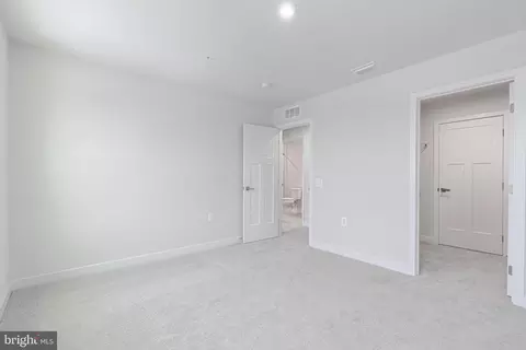 332 Hammersmith Cir, Frederick, MD 21702 photo 10