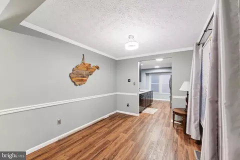 2140 Collingwood Ln, Frederick, MD 21702 photo 9