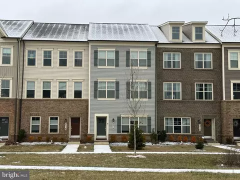 3516 Flatwoods Dr, Frederick, MD 21704