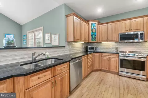 Kitchen - 8040 Blacks Mill Rd, Thurmont, MD 21788 photo 2 of 7