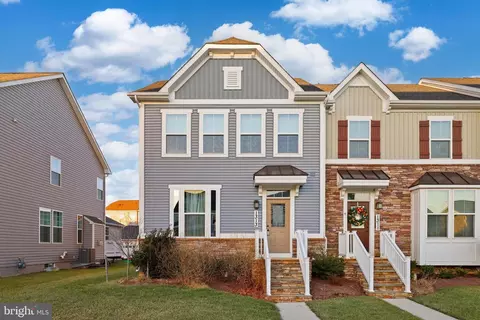 1313 Monocacy Crossing Pkwy, Brunswick, MD 21716