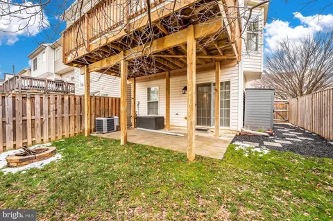 660 Wild Hunt Rd, Frederick, MD 21703 photo 3