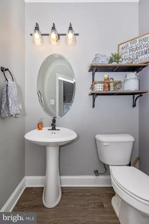 8223 Ball Rd, Frederick, MD 21704 photo 32