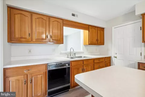 7918 River Run Ct, Frederick, MD 21701 photo 14