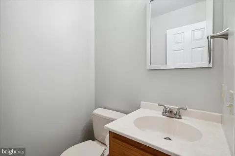 7918 River Run Ct, Frederick, MD 21701 photo 5