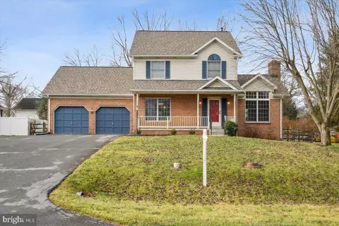 7918 River Run Ct, Frederick, MD 21701