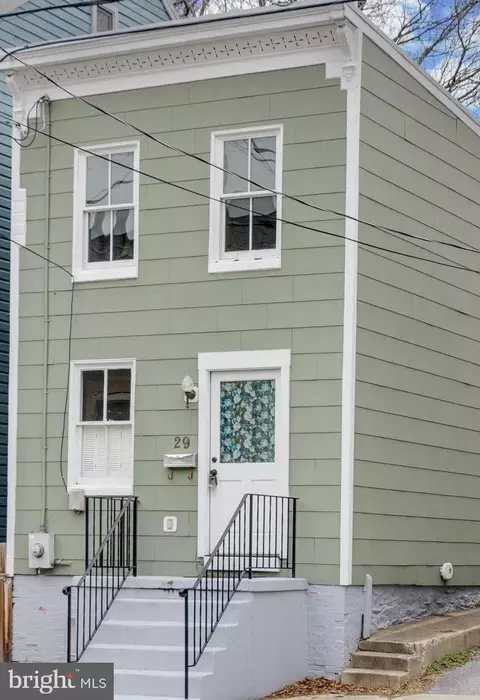 29 E 5th St, Frederick, MD 21701