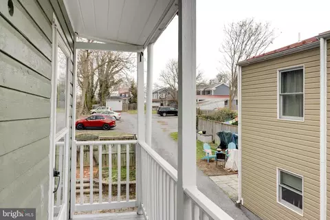 Exterior - 29 E 5th St, Frederick, MD 21701 photo 3 of 9