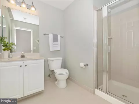 Bath - 8805 Lew Wallace Rd, Frederick, MD 21704 photo 1 of 6