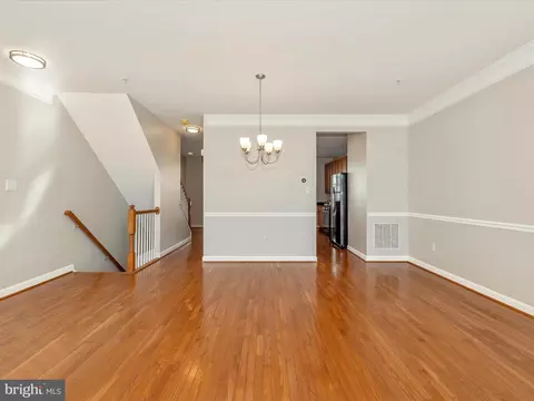 Living - 8805 Lew Wallace Rd, Frederick, MD 21704 photo 3 of 7