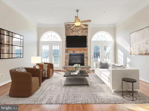 Living - 8805 Lew Wallace Rd, Frederick, MD 21704 photo 5 of 7