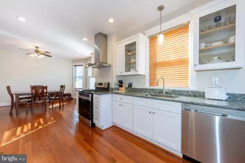 Kitchen - 511 Elm St, Frederick, MD 21701 photo 3 of 4