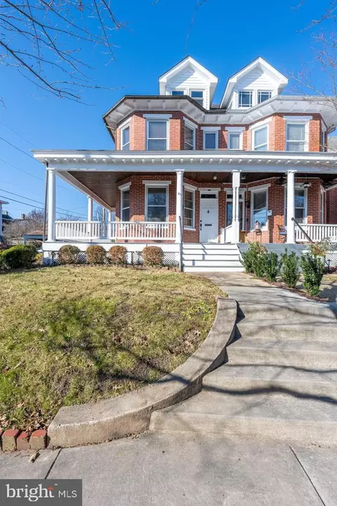 Exterior - 511 Elm St, Frederick, MD 21701 photo 4 of 11