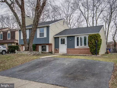 1595 Carey Pl, Frederick, MD 21701 photo 3