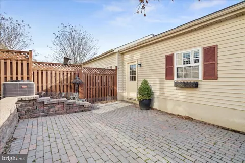 Exterior - 2623 Island Grove Blvd, Frederick, MD 21701 photo 4 of 7